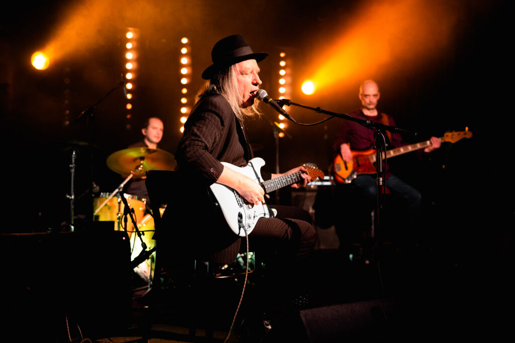 Kiemelt kép a Ripoff Raskolnikov Band // Barlang című eseményhez