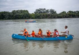 Kiemelt kép a Kajakozás és supozás a Vadkacsa Egyesülettel | Majális Szentendrén című eseményhez