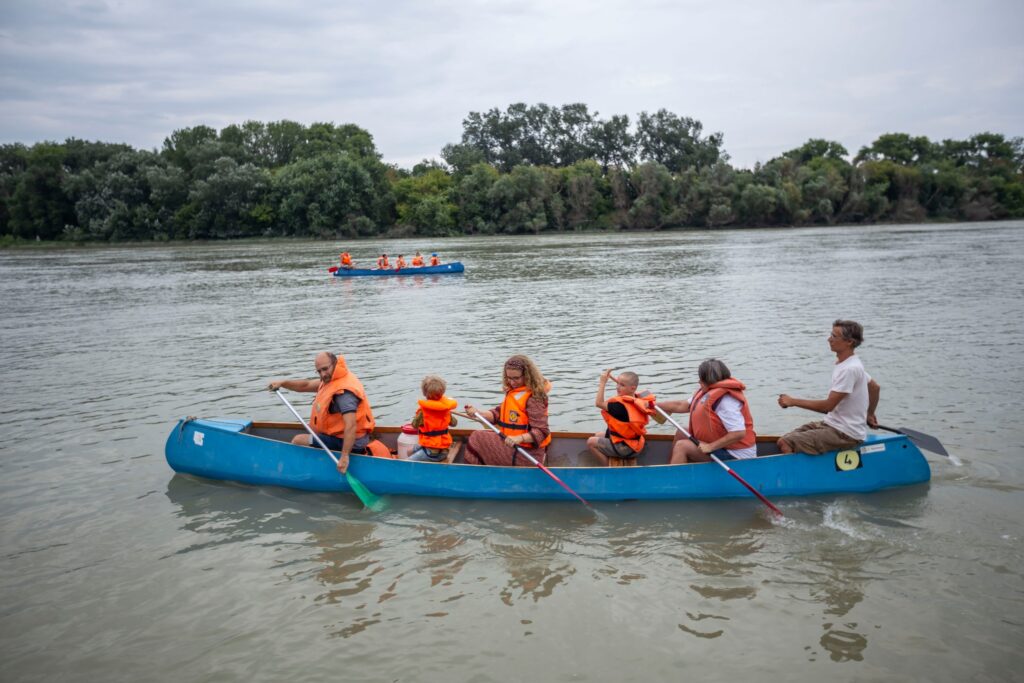 Kiemelt kép a Kajakozás és supozás a Vadkacsa Egyesülettel | Majális Szentendrén című eseményhez